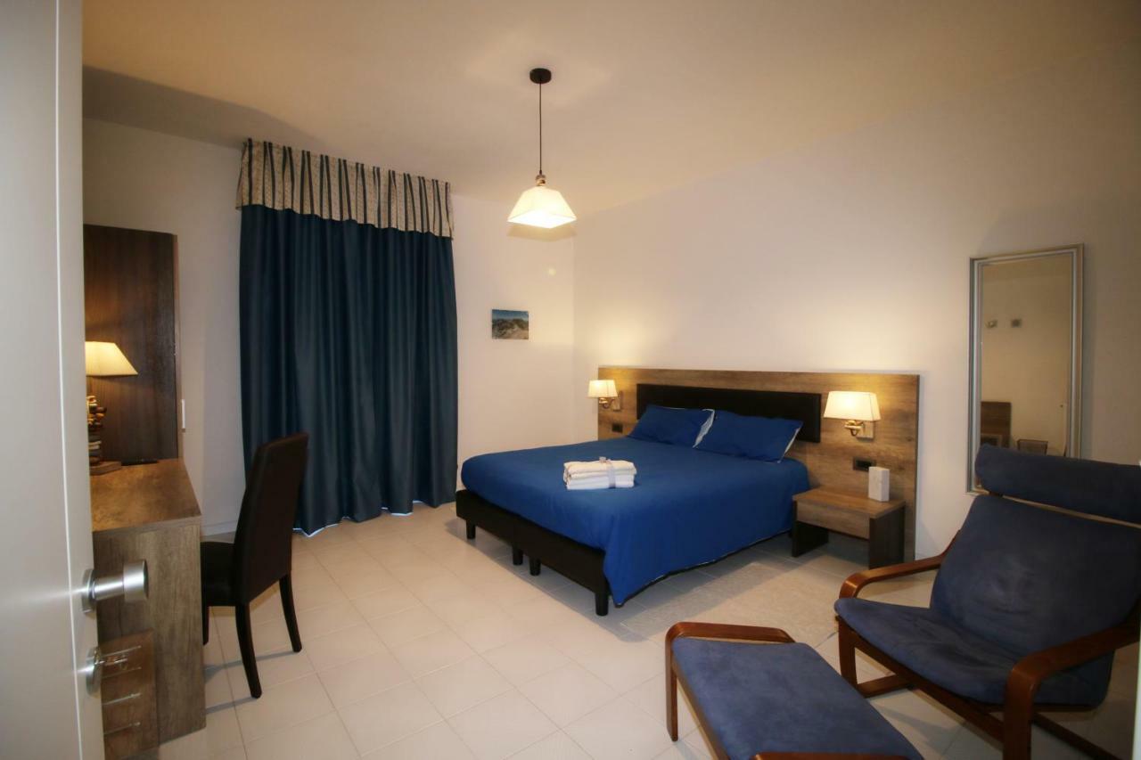 B & B La Marmifera Каррара Екстер'єр фото